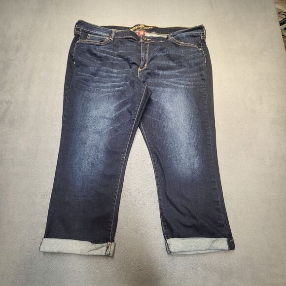 Arizona Jeans Juniors 19 Blue Capri Rolled Cuff Crop Distressed Stretch Denim - Picture 1 of 9